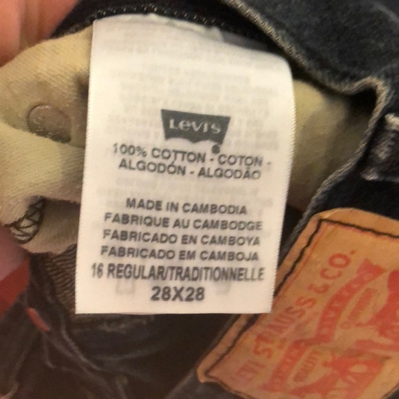 LEVI’S 28 x 28 EUC. Bought and too small - Picture 3 of 6